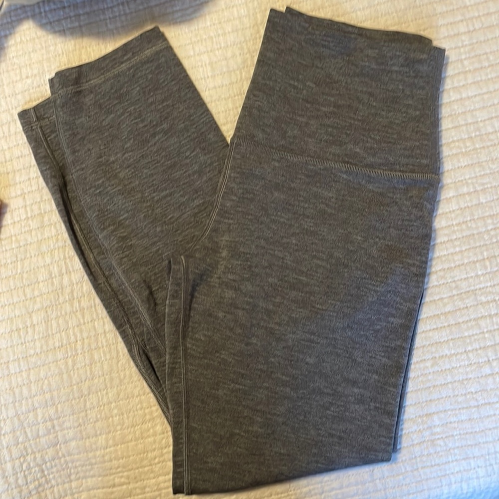 Lululemon align, NEVER WORN, size 6, 23”, heathered black/gray